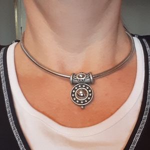 BOGO Slinky-Style Choker